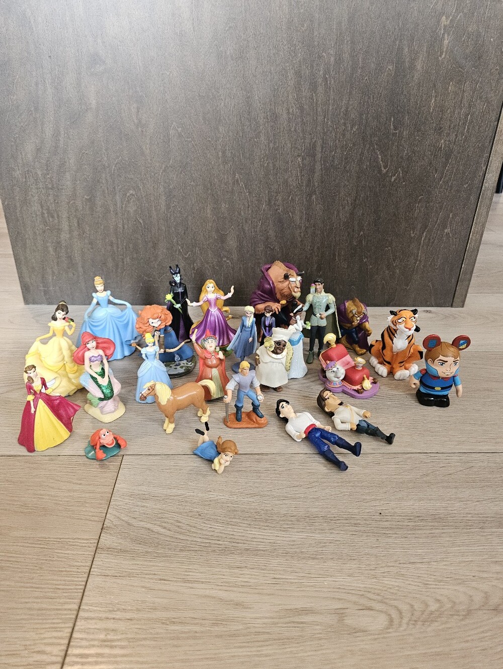 Disney Princess & Character Figurine Lot – Mixed PVC Toy 25 Figures - Picture 1 of 16